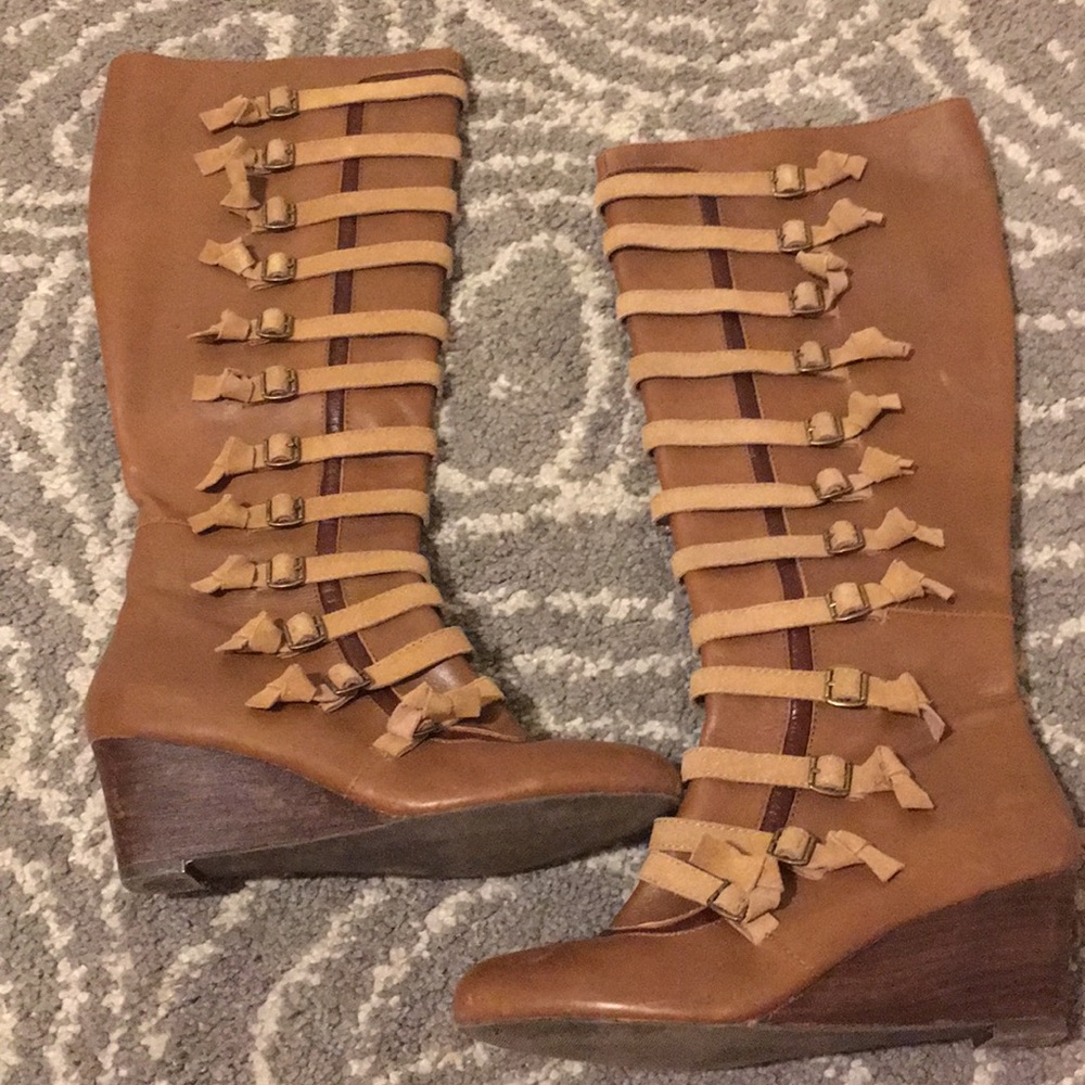 JOYFOLIE leather boots!